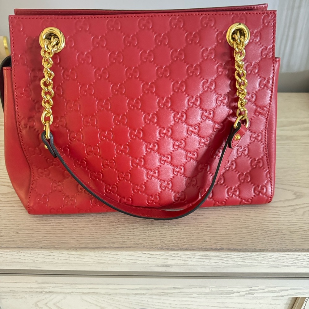 Gucci Red Embossed Shoulder Bag with Gold Chain